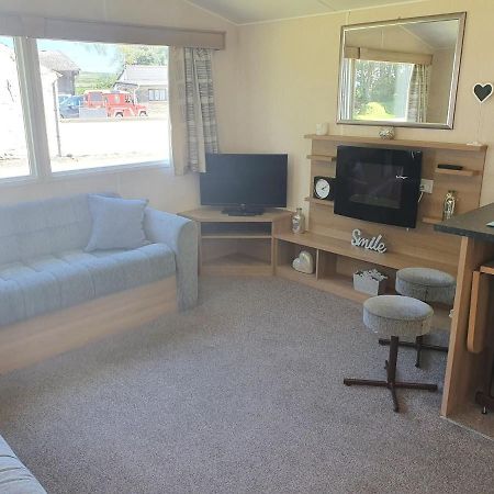 Blackmoor Farm - Caravan 3 Ludchurch Exterior photo